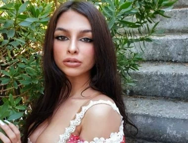 Ποια είναι η Ελληνίδα barwoman που ξεσηκώνει το instagram; (φωτο)